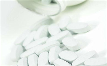 色瑞替尼：接棒治疗耐药后的NSCLC