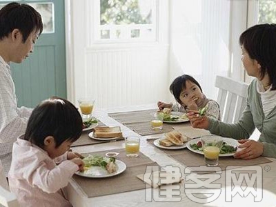 6个被扔掉的&ldquo;好习惯&rdquo;蹲着上厕所防癌